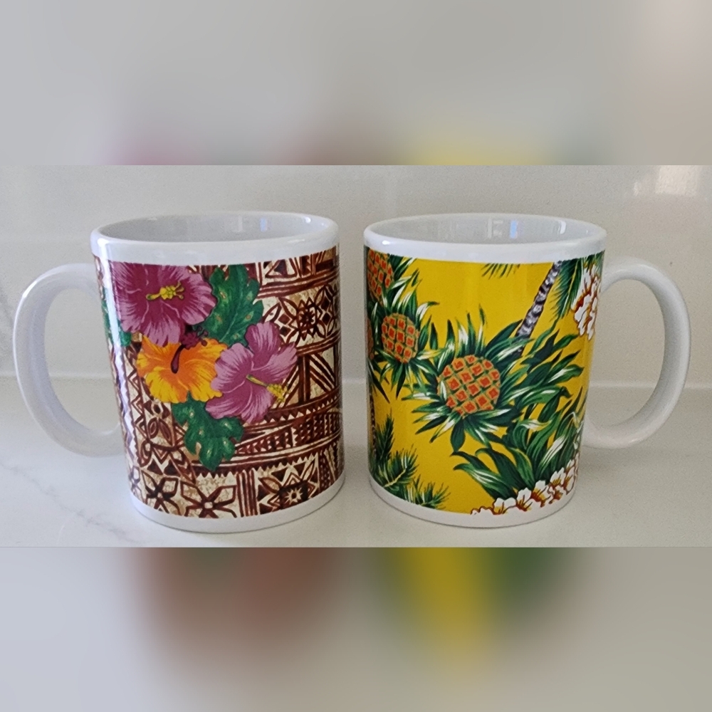 Hilo Hattie 50th Anniversary Mugs Set Of 2 Leis & Pines Yellow Tapa Hibiscus Red